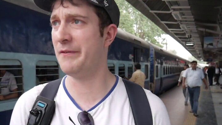 Experience the Indian trains during rush hour! Are there really hanging tickets?