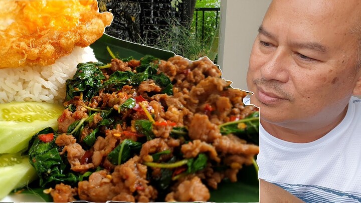 ผัดกะเพราเนื้อ ซอสกะเพราสะใจ ปลูกส้มโอบ้านเที่ยวสะใจ