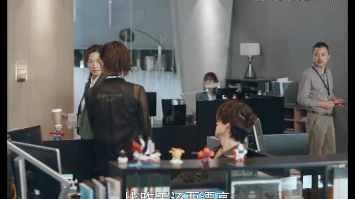 Eating “melon” is truly human nature—how can anyone resist the allure of gossip? #Jian Yan’s Summer 