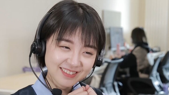 [Cô nhân viên chăm sóc khách hàng game] Bạn gái đã mất thì chẳng bao giờ quay lại được nữa