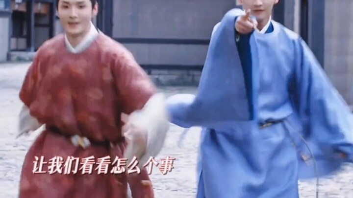 ท่านเจ้าเมือง อาหารในจวนเย่อร่อยมาก เย่ซื่อเจี๋ยก็ต้อนรับอย่างอบอุ่น ข้าคงไม่กลับแล้วล่ะ~