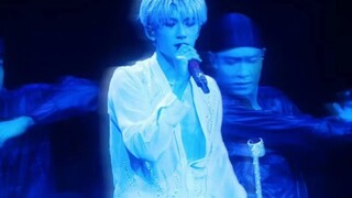 大哥你真的好大，(„ಡωಡ„)我的眼睛根本不受控制的着了迷～【檀健次】