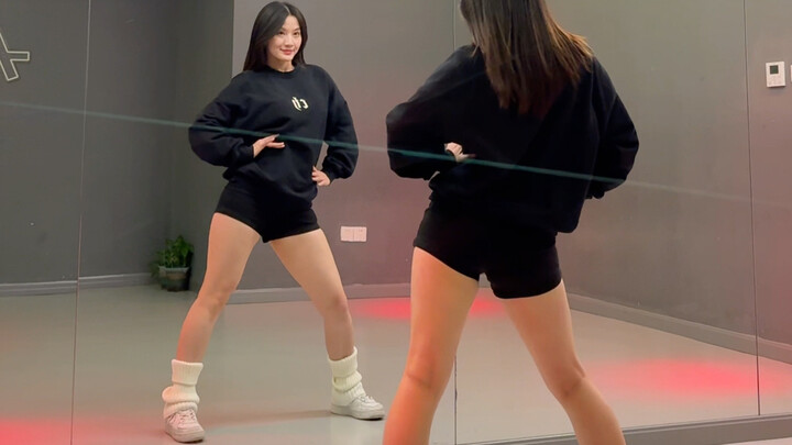 Dance this dance during the Chinese New Year~ Start saving it and learning it now! The breakdown is 