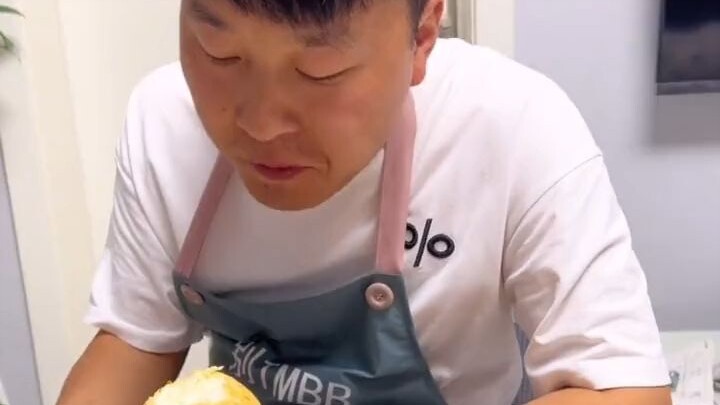 2. لائحة الرجال الذين يتحمّلون أكثر من النينجا: نظرة الرغبة في الطعن لا يمكن إخفاؤها أبدًا!