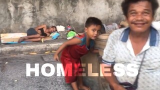 Namigay kami ng konting pagkain para sa mga Homeless