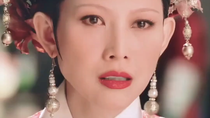 Only Little Sweetie’s Mandarin could drive Director Zheng Xiaolong crazy!