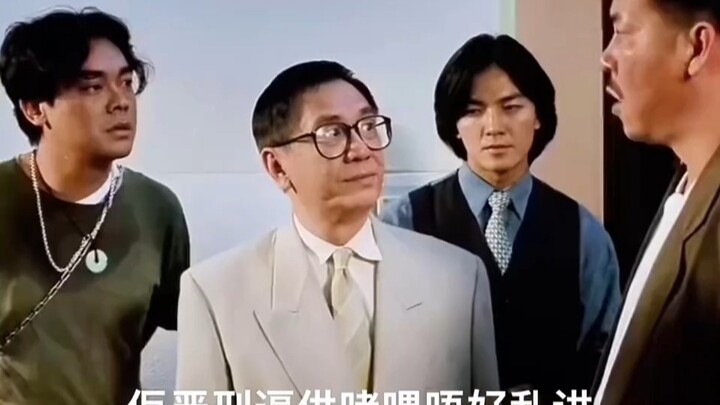 “Kalian pikir aku cuma figuran? Pangkatku bahkan lebih tinggi daripada Tang Jun!”