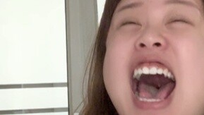 Người giao hàng không bao giờ ngờ tôi lại như thế này...