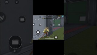 YunMeo TV | Xài toàn đồ màu vàng cân cả map lớn sẽ như thế nào… #freefire #shorts
