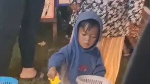 Mancing di pasar malam