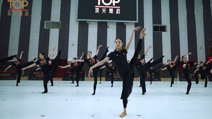 2023中国顶尖舞者成长计划全国训练营（19~30岁B组）芭蕾舞组合《莲》，学员现场学习一小时后的展示视频