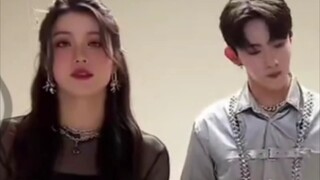 Thử thách nhảy của Xiaoting hỏi ai đẹp trai hơn với cách trang điểm và khí chất này