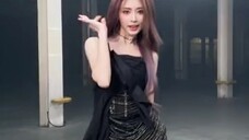 Now you know why the group relied on Tzuyu during difficult times.