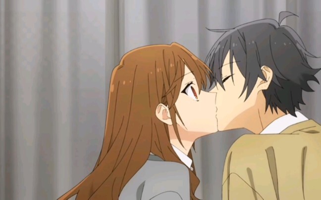 Hori-san ke Miyamura-kun Keduanya jatuh cinta lagi (´-ω-`)