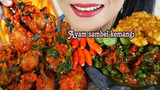 PEDASNYA AYAM SAMBEL KEMANGI, SAMBEL LEUNCA MENTAH, BAKWAN JAGUNG | EATING SOUNDS