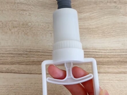 Vacuum cupping device