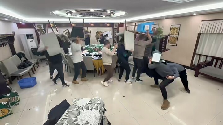 我是外地人，不懂就问这是云顶之弈的选秀吗