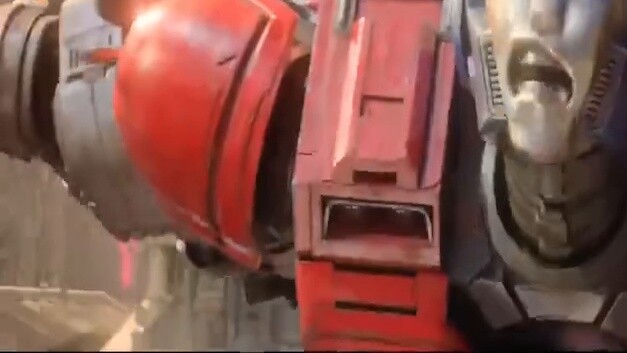 The hilarious scenes in Transformers: Origins hahahaha