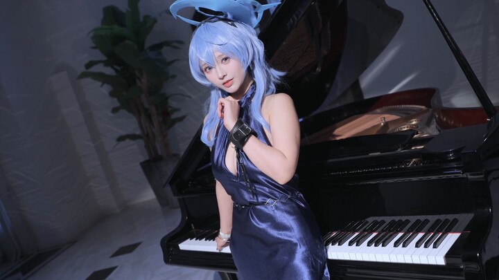 天雨亚子 | 老师你觉得这件礼服怎么样