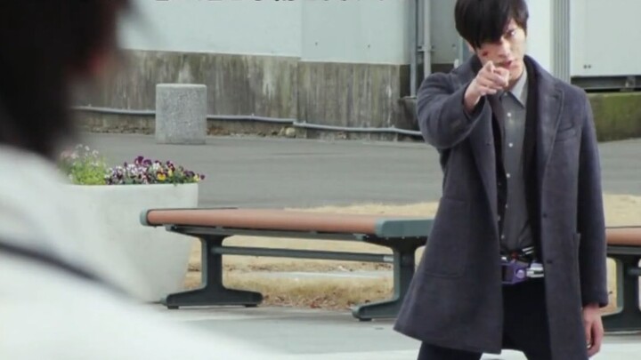 ฉันสงสัยว่าทำไมส่วนนี้ดูคุ้นๆจัง [Ave Mujica ตอนที่ 6]