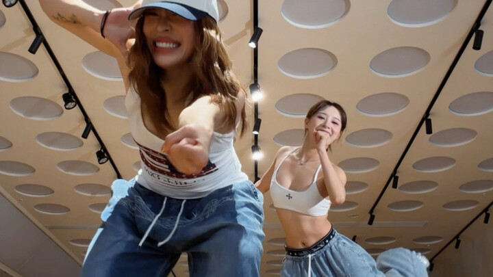 "Prettygirlrock" duet dance, choreographed by nanan