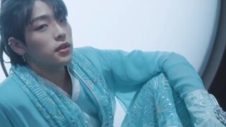 South Korean Boy Group Steals Hanfu