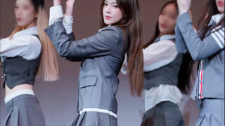 Semua orang masuk [fokus] ke saya sebentar! Tarian adik Xin kali ini benar-benar penuh nuansa AI, sa