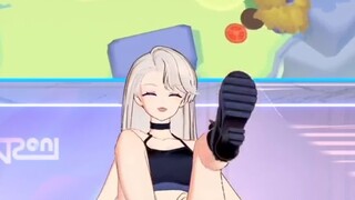 A perverted young lady who yelled at her teammate Sushi in the live broadcast room at the age of 19~
