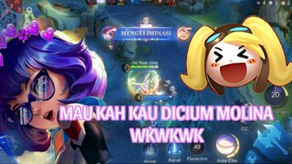 MAU KAH KAU DICIUM MOLINA WKWKWK