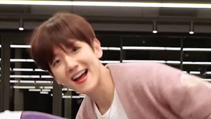 أراهن أنك ستحصل على غرفة تدريب ذات نسخة عمودية مقطوعة ذاتيًا