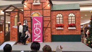 关于我在漫展上cos幽灵鲨跳Running In The Dark 的那件事