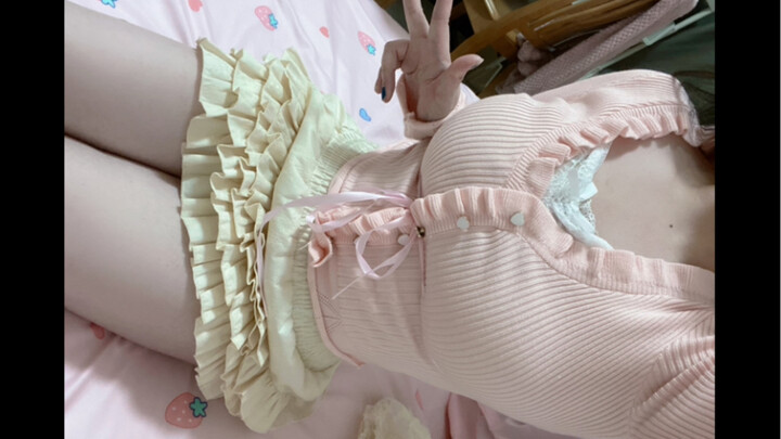 Spring/Summer Sweet & Innocent Ballet-Style Outfits for Curvy Girls: A Styling Guide