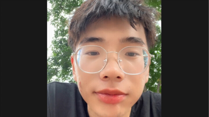 ฉัน… ตอนนี้ฉันกลัวการเปิดเทอมมาก ไม่รู้จะทำยังไงดี วิตกกังวลสุดๆ
