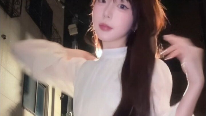 终于变成了小时候羡慕的穿仙女裙和高跟鞋的漂亮姐姐！