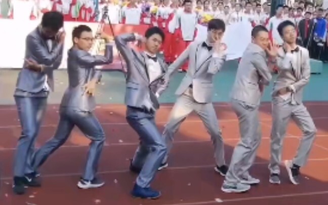 Talent class at the sports meeting - Secretary Dance + Gangster Shake