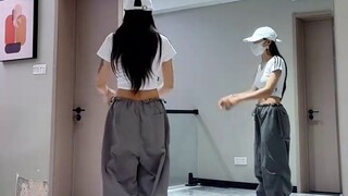 《محفظة الجيب》تحليل الرقص