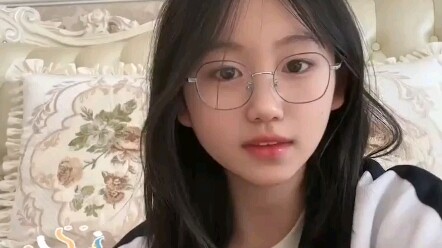 The high school girl you like has arrived