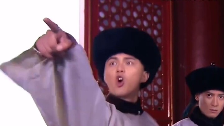 يمكنك معرفة مدى عراقة عائلة الأم من ملابسها.