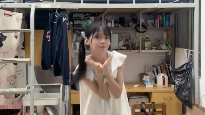 Maaf banget karena lucu banget!