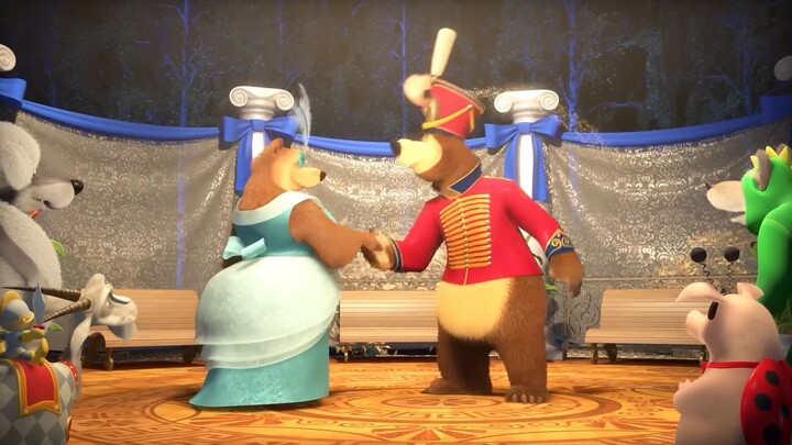 Cô Bé Masha và Chú Gấu Xiếc 🐻🐻 Tuyển Tập: Lễ hội hóa trang và Trò Ảo Thuật