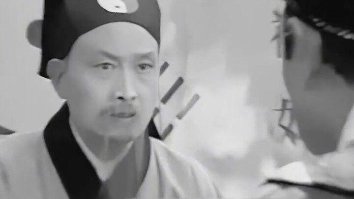 حُسِبَ أن الرجل سيموت في الثالثة ليلاً هذه الليلة، لكنه لم يصدق ذلك. ولم يتوقع أن المأساة ستكون كامل