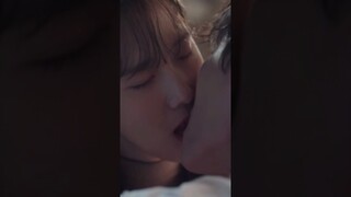 King The Land Episode 8 Kissing Scene Gu Won & Sa Rang Romantic #kingtheland #leejunho #imyoona