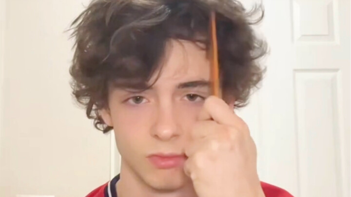 Làm thế nào để tìm được kiểu tóc phù hợp nhất với bản thân