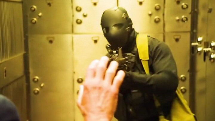 A pro player who doesn't utter a single unnecessary word throughout the entire match!