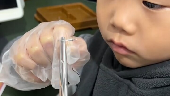 The Three Supreme Innate Sacred-Body Kids Across the Internet—Serious Doubts That Mengpo’s Soup Has 