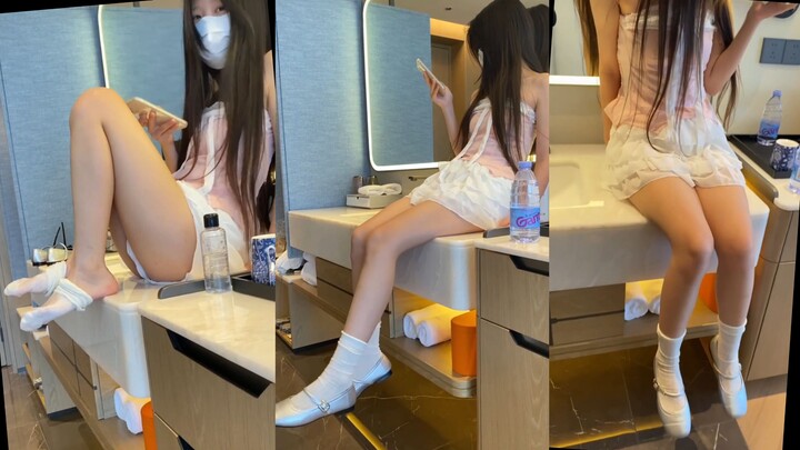 Nữ sinh đại học, quay chân, quá đã!