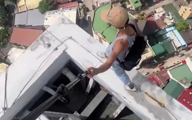 Luôn nhắc nhở bản thân: Trước tình yêu, mọi thứ đều không quan trọng.