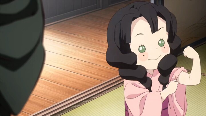 Mi Li is really cute since she was little.