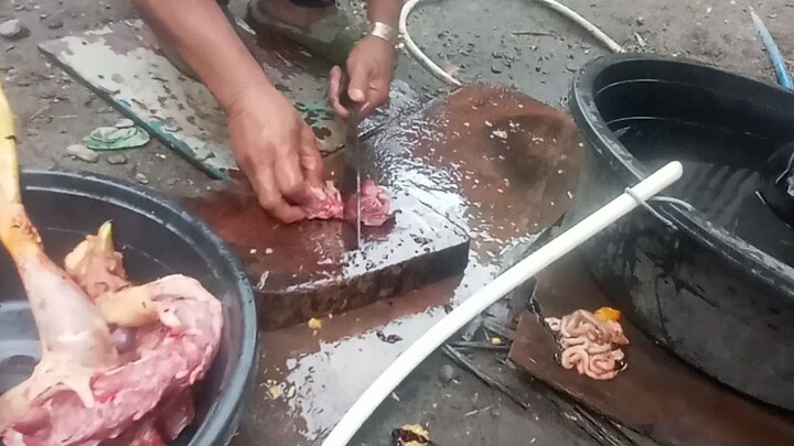 tadtad Kay lat an sa kuwang na amung bihag