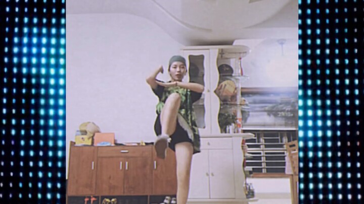 【แกะน้อย】ฉันอาจจะเป็นคนเดียวบนอินเทอร์เน็ตที่สามารถคัฟเวอร์ท่าเต้นต้นฉบับของ RingRingRing ได้ ✌︎